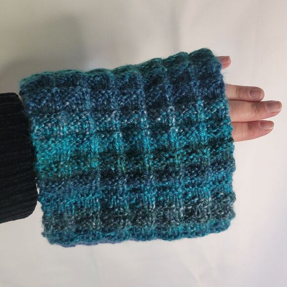 Handmade Blue Hues Knitted Cowl Scarf - Picture 2 of 3